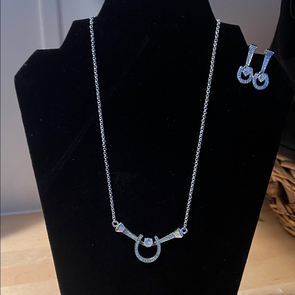 Montana Silversmiths Elegant Silver Horseshoe Nail Necklace and Earring Set
